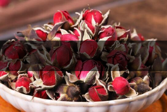 云南金邊玫瑰和平陰玫瑰哪個(gè)好