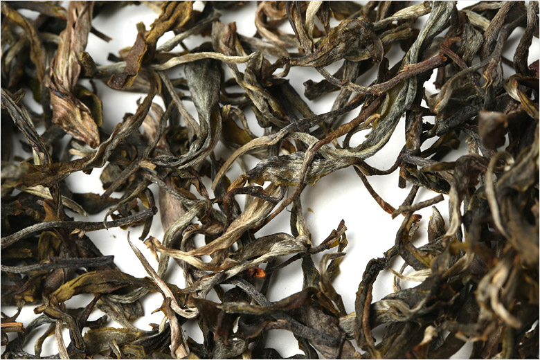 2021年巴達(dá)山章朗古樹(shù)秋茶特點(diǎn)？