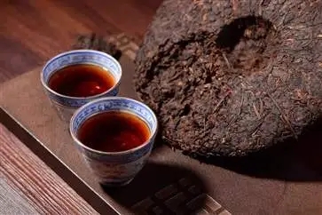 苦、澀味絕不是古樹普洱的霸氣，那也叫懂普洱茶，別逗了！