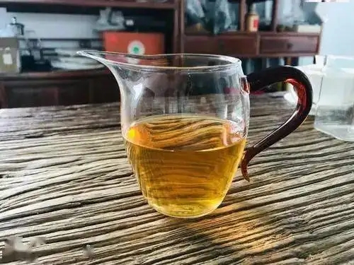 吸煙的人喝茶到底有哪些好處？醫(yī)生這次全說清楚了